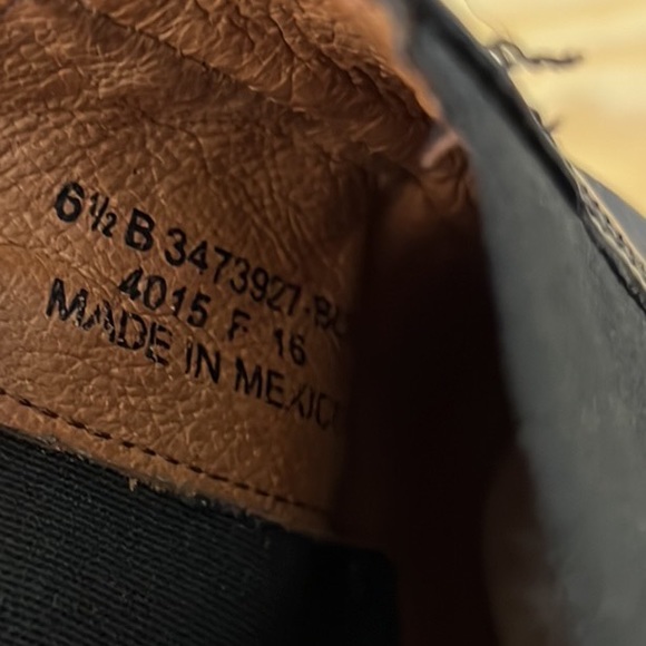 Frye Dara Black Leather Pull On Chelsea Bootie Ankle Boot Size 6.5 - Picture 9 of 10